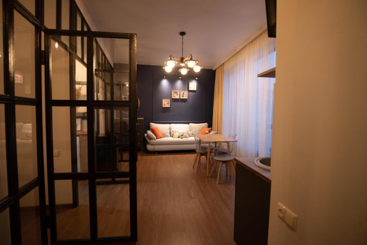 Luxury Apartment In Old Tbilisi With Terrace Exterior photo