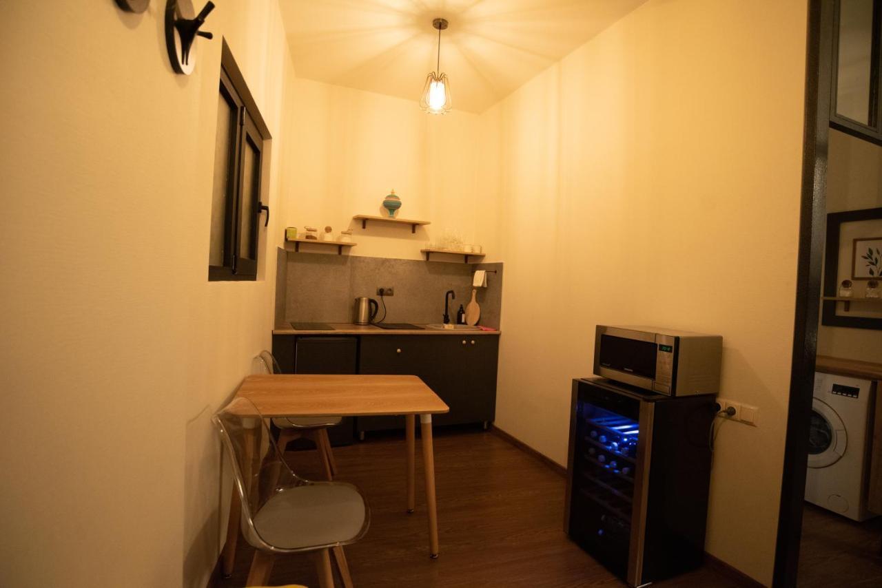 Luxury Apartment In Old Tbilisi With Terrace Exterior photo