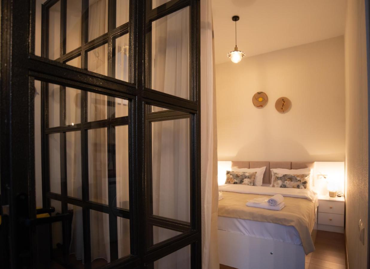 Luxury Apartment In Old Tbilisi With Terrace Exterior photo