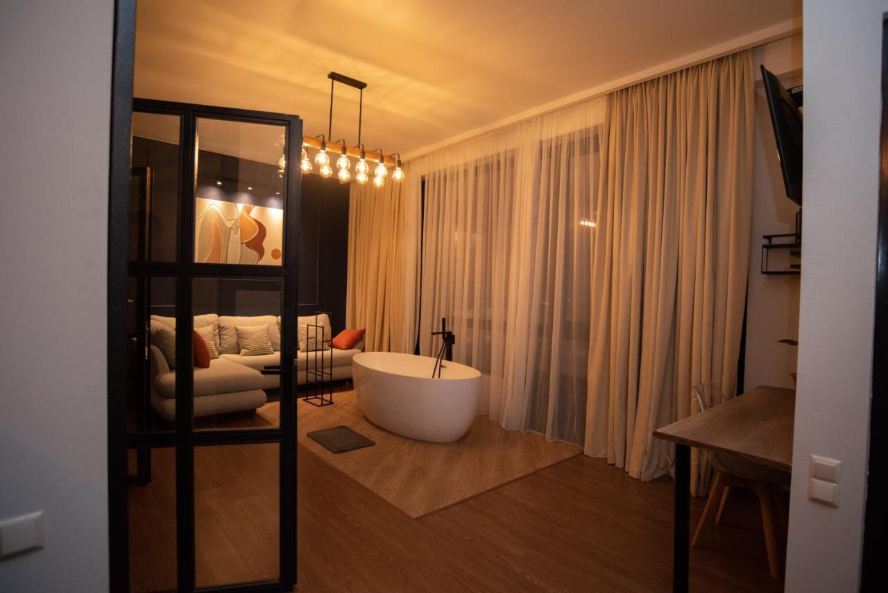 Luxury Apartment In Old Tbilisi With Terrace Exterior photo