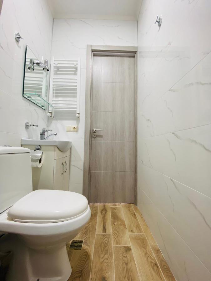 Luxury Apartment In Old Tbilisi With Terrace Exterior photo